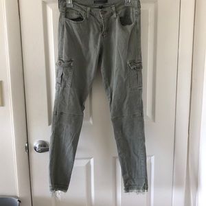 Green jeans/cargo pants